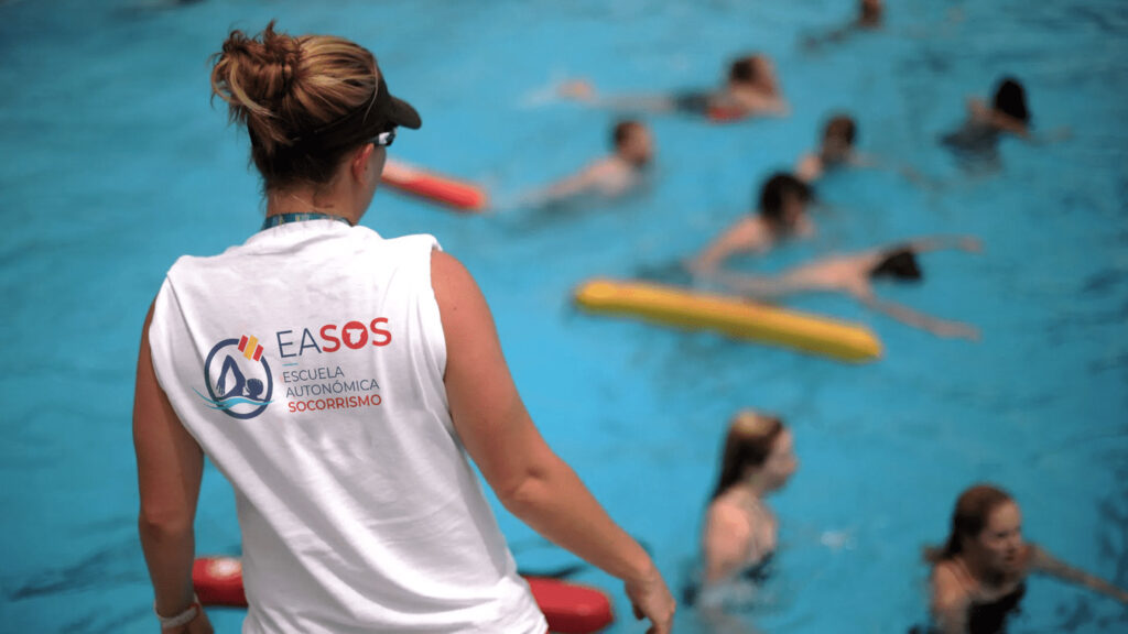 Cómo prevenir ahogamientos en verano con el curso de socorrista